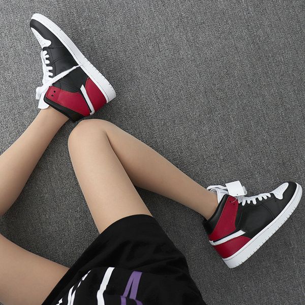 

1 mid black noble red w bq6472 016 black white noble red high sneakers man women sneakers comfortable sneakers schoenen, White;red