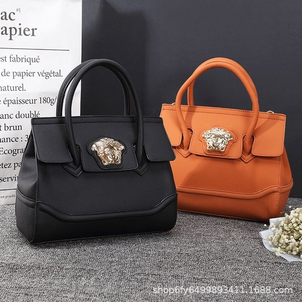 

new women's shoulder beauty head hand messenger shoulder bag large capacity same bag