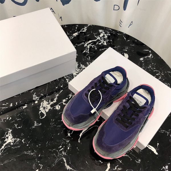 

2020 latest handmade casual shoes couple casual shoes fashion trend comfortable shoe size 35-45 type 39745400699a