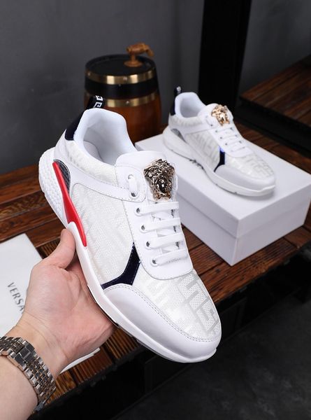 

2020b limited edition embroidered comfortable breathable men's casual sneakers, personalized and fashionable high-end tide shoes, size, Black