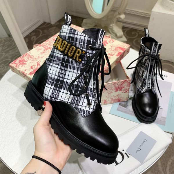 

new5 luxury designer high ladies shoes fashion all-match ladies sports boots outdoor ladies motorcycle boots original box packaging, Black