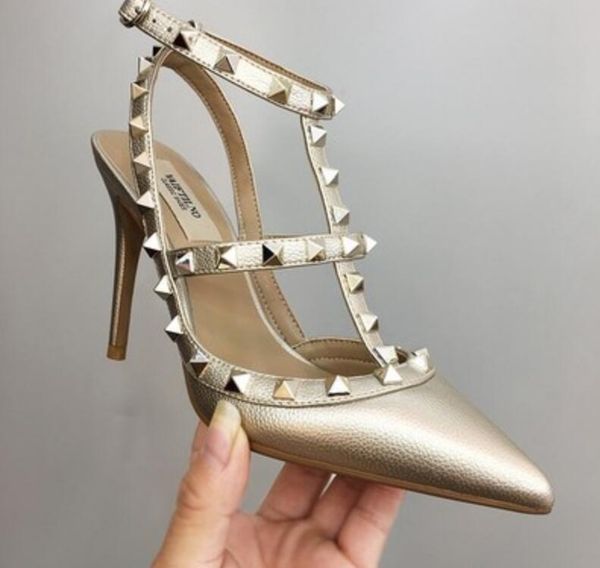 

classics brand women sandals v logo high heel sandals with rivets black patent leather red wedding shoes 6cm 8cm 10cm 34-43 y200620