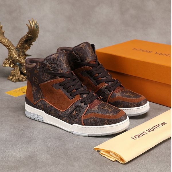 

068 men's designer casual sports shoes, luxury trendy travel casual shoes, sports shoes. fast delivery in original box packaging, Black