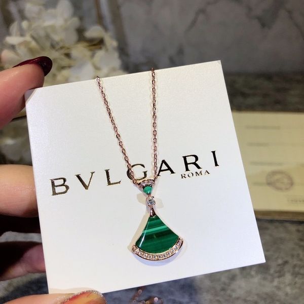 

and american fashion small skirt diamond necklace ladies cute clavicle chain pendant necklace jewelry, Silver