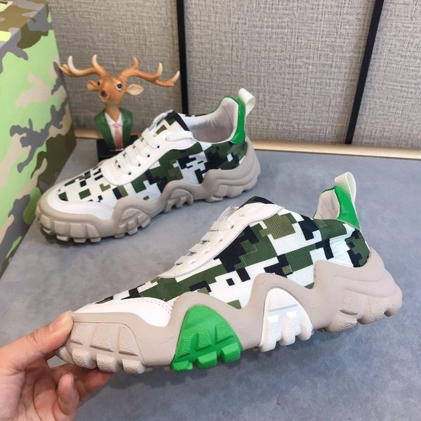 

2020ih menmen casual comfortable hiking sneakers hiking travel shoes outdoor survival adventure shoes original packaging and box delivery, Black