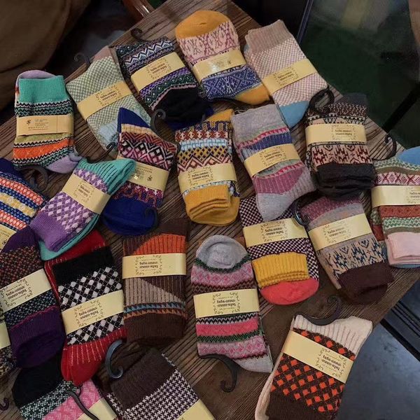 

winter women's warm wool woolen woolen day style warm thick high-value artistic socks tutu totem wool socks, Pink;yellow