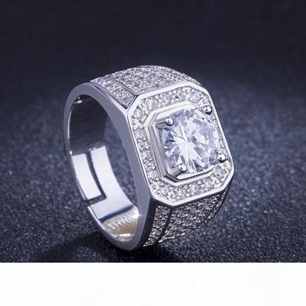 

2018 new men's fashion domineering ring live mouth flashing large diamond men's ring jewelry wholesale, Golden;silver