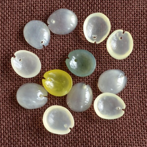 

round bean plum blossom jade petal material transparent diy diy handmade handmade jade flower piece xiuyan, Silver