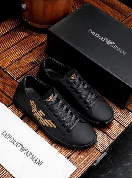 

2019v new luxury men's casual shoes, fashion wild sports shoes, lace-up shoes, original packaging delivery 38-45, Black