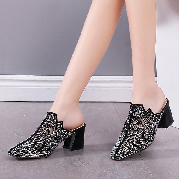 

outside women wear the new summer 2020 square thick with diamond white gauze high heels hollow out cool slippers, Black