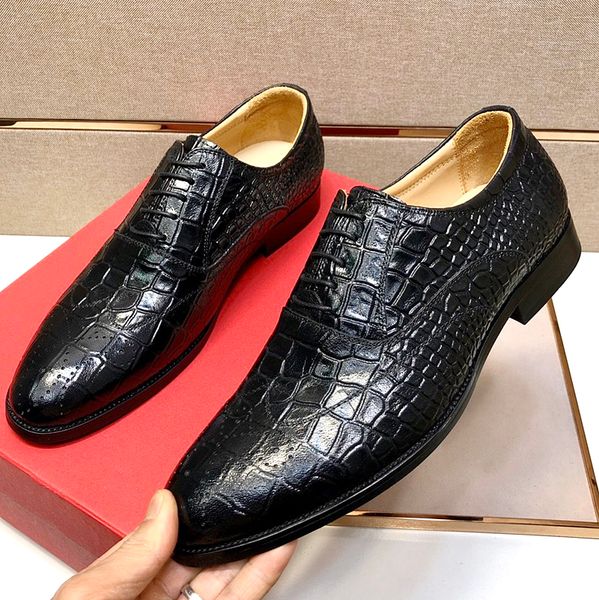 

new high-quality men's embossed leather dress shoes, men's fashion dress wedding shoes, men's high-quality cowhide lace-up wo, Black