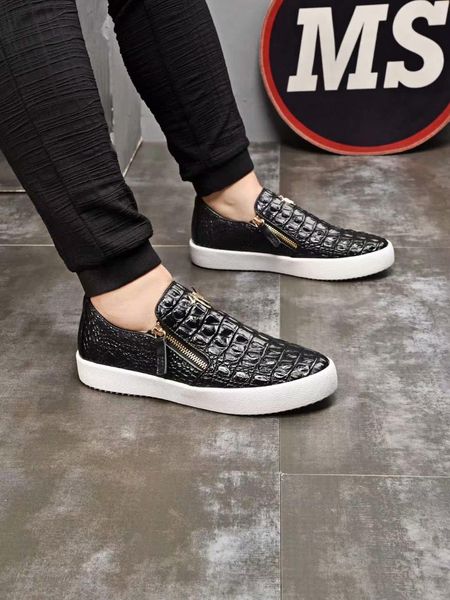 

2020-2019ll new fashion leather men's red and green striped brand casual shoes summer fashion sports shoes