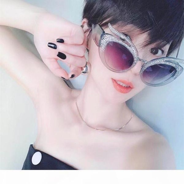 

y luxury smu04 sunglasses for women designer popular cat eyes frame 04 sunglasses crystal metarial fashion women style come with pink c, White;black