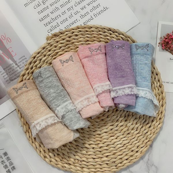 

women's mid-waist color cotton six pieces women's mid-waist color cotton underwear underwear six pieces, Black;white