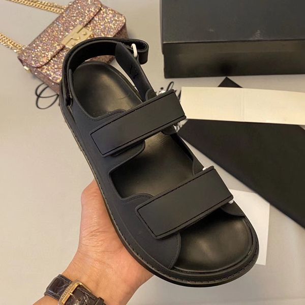 

2020 design style leather women stud sandals slingback pumps ladies high heels 6.5cm fashion rivets shoes t-strap, Black