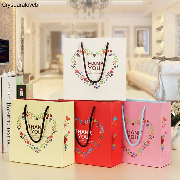 

20pcs/lot wedding small gift bags and boxes package with handles romantic gift box wedding favors and gifts bag party supplies