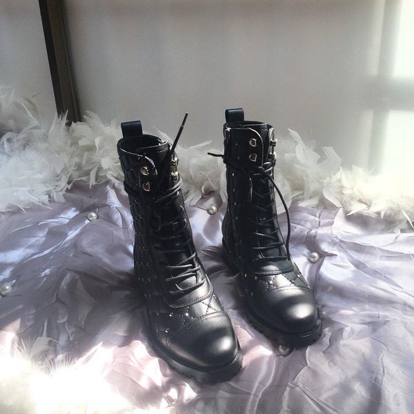 

2020o high-end custom fashion ladies wild short boots winter thick with martin boots british style new single boots, size: 36-40