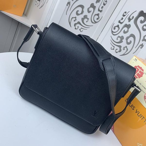 

new arrival mens bag formal messenger bags bolsa de hombro leather simple style crossbody bag men vintage classic type shoulder bags