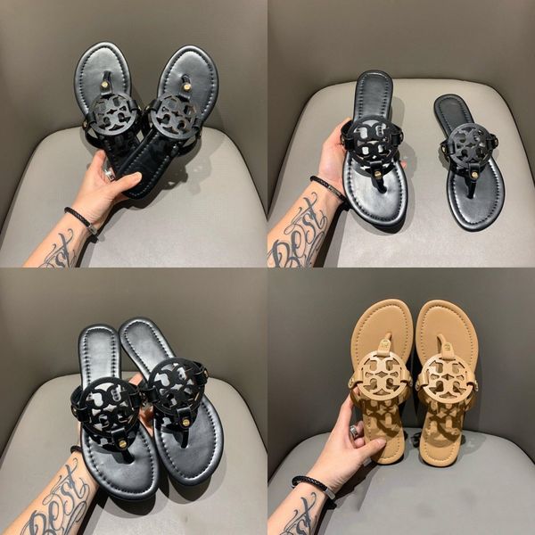 

new style women's flat anti-slip riveting personality is wearing the lady's cool slippers size 35~40#442, Black