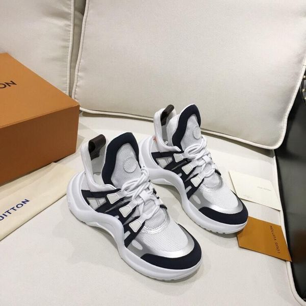 

2019o luxury a men's and women's fashion casual shoes, fashion wild sports shoes, lace-up shoes, original packaging delivery 35-44, Black