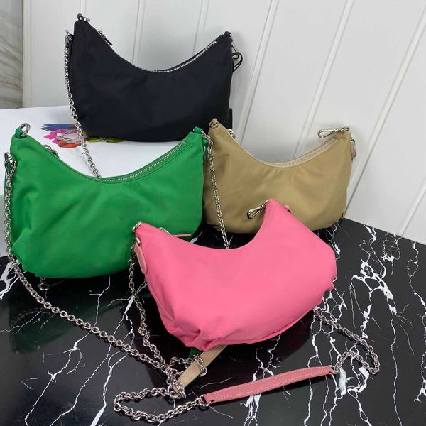 

four-color womens handbag 2020 latest canvas cloud bag fashion women's shoulder bag diagonal bag