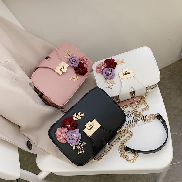 

женская сумка цепь новый 2019 косые корейский стиль все-матч ins одного плеча мило цепи мешок моды многослойную небольшой площади, White