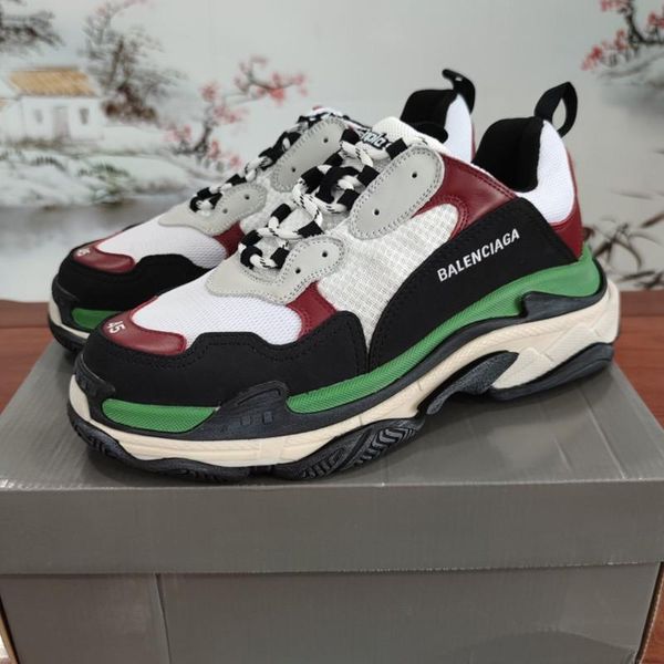 

2020gu designer to create casual and comfortable all-match sports shoes, travel shoes outsole non-slip design with original box delivery, Black