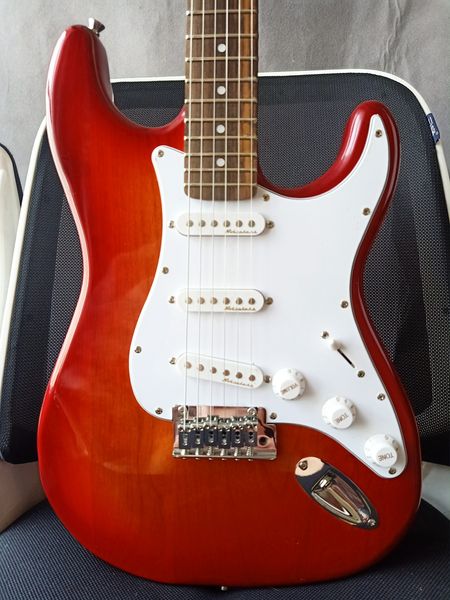 

custom shop alder wood body st cherry burst electric guitar red brwon sunburst colour