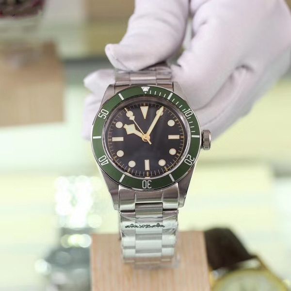 

2020 new luxury dive men's watch automatic mechanical movement 316l stainless steel folding buckle black dial watch, Slivery;brown