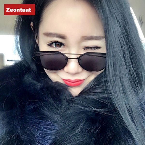 

zeontaat new fashion sunglasses trendy colorful reflective sunglasses wild frog mirror women, White;black