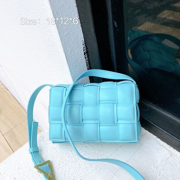 

net red shoulder 2020 new women's korean square woven mini square bag all-match shoulder messenger bag