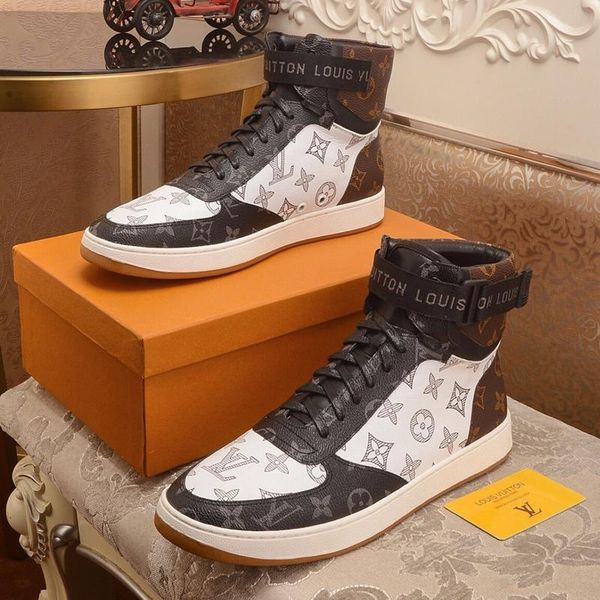 

2020ry designer new luxury men's casual sports shoes, outdoor casual shoes, fast delivery and original box, Black