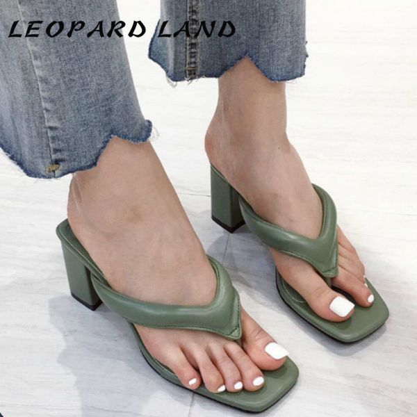 

2020 summer new fashion clip toe flip flops women's shoes wild fashion casual wear thick heeled high heel sandals, Black