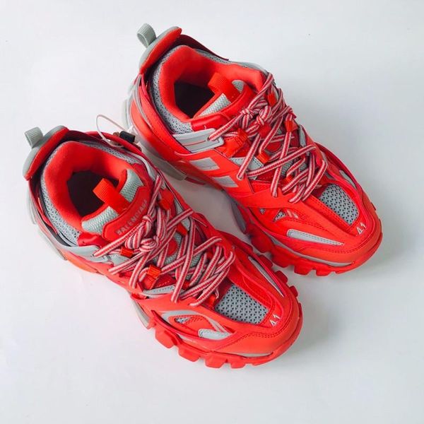 

2020xl designer to create casual and comfortable all-match sports shoes, travel shoes outsole non-slip design with original box delivery, Black