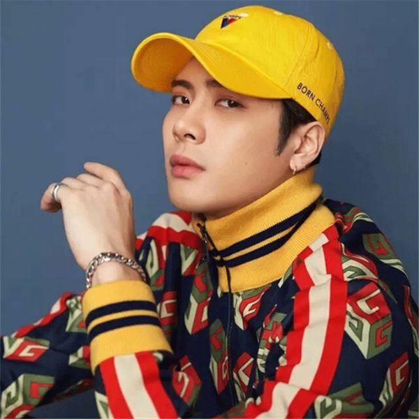 

xck8v new korean style wang jiaer with the same yellow letter embroidered duck tongue hat men's sunshade sports fashion baseball cap ba, Blue;gray