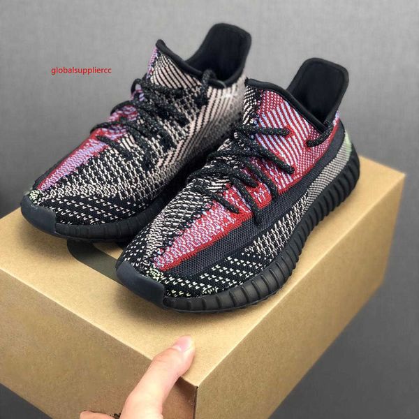 

2020 mens womens kanye yeehu yecheil running shoes new kanye west v2 3m reflective sports trainers sneakers des chaussures zapatos, Black;green