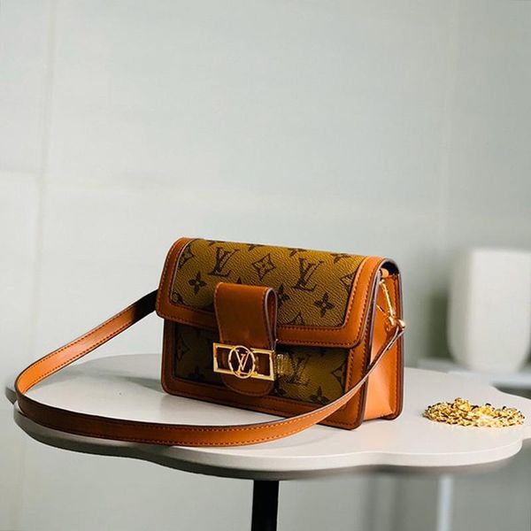 

classic womens leather chain crossbody bag new arrival lady mini party chest bags handbag trend style women shoulder bags