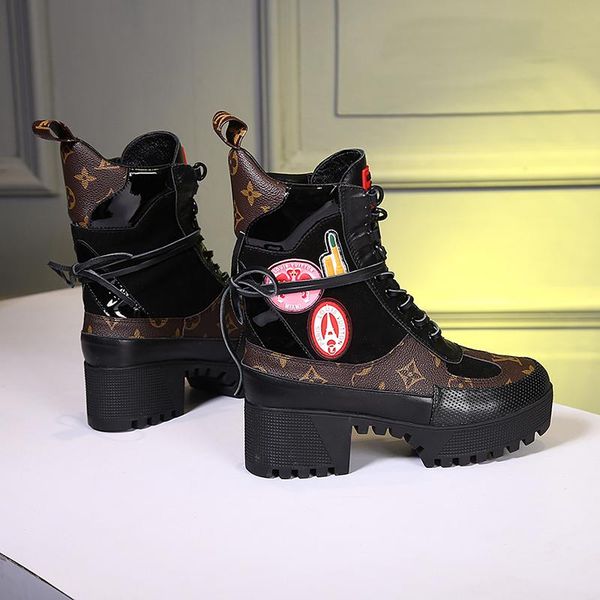 

new womens shoes fashion lace-up martin boots women round toe ankle boots for women 2020 fashion motorcycle boots thick platform luxury