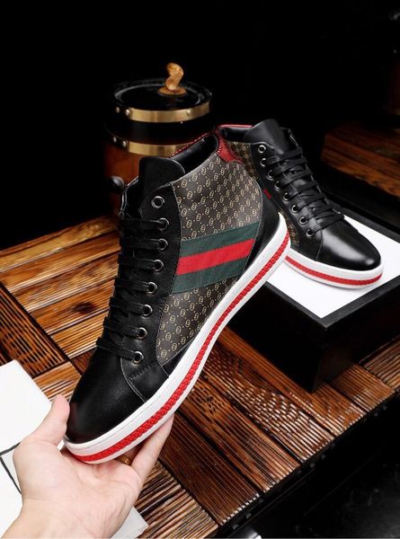 

2020-2019x new limited edition custom men's casual shoes, fashion wild sports shoes, original packaging shoe box delivery, yardage: 38