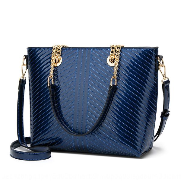 

2020 patent leather portable women's bucket single shoulder cross women's new bright chain bag bucket bag