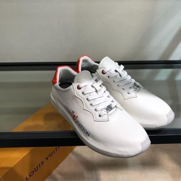 

2019o new limited edition fashion versatile shoes, comfortable and casual small white shoes, breathable sneakers, original box packaging, Black