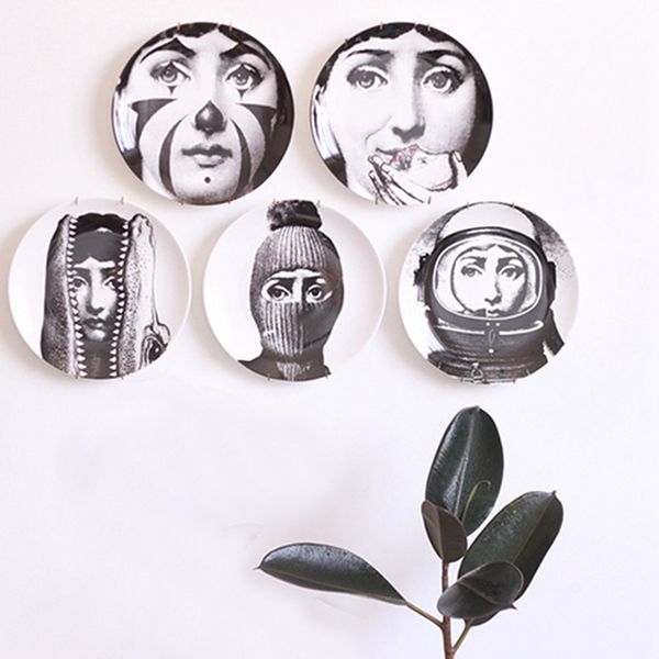 

retro home wall decoration hanging round ceramics printed portrait plates durable coffee shop home wall decor 8 inch plates dh0728-3 t03