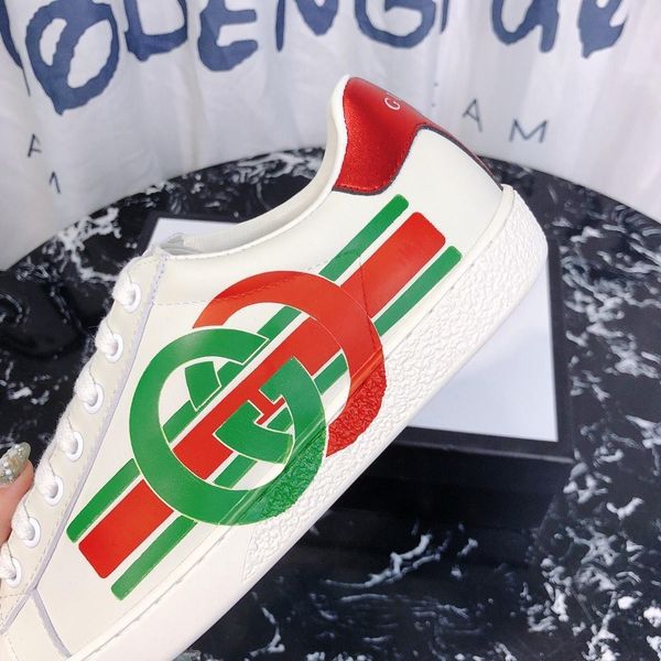 

2020t new trend leather casual shoes men and women outdoor sports shoes fashion personality wild party couple shoes, size 35-451, Black