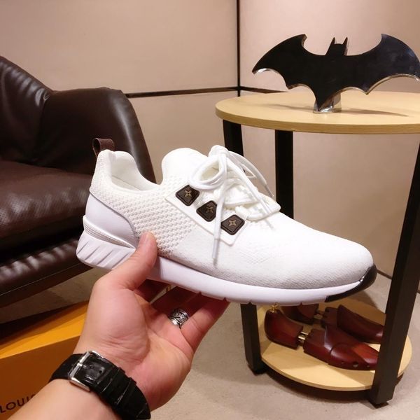 

2020-2019v fashion luxury limited edition men's comfortable casual shoes, men's tide brand wild outdoor sports shoes, original box