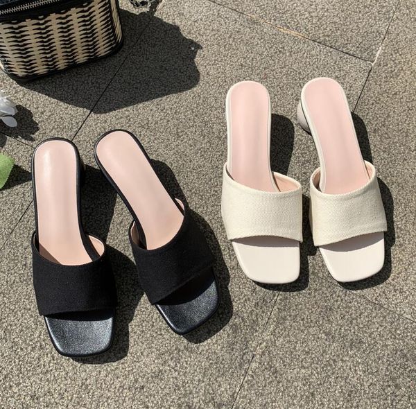 

2019 summer new fashion versatile selling simple square head thick heel high heel slippers comfortable to wear, Black