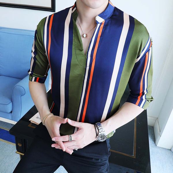 

summer new hedge shirt man ventilated striped half sleeve shirt men floral shirts men leisure clothes, White;black