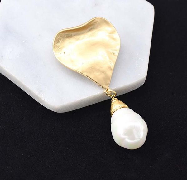 

baroque fishion women faux pearl heart shape brooch pin corsage suit accessory jewelry gift, Gray