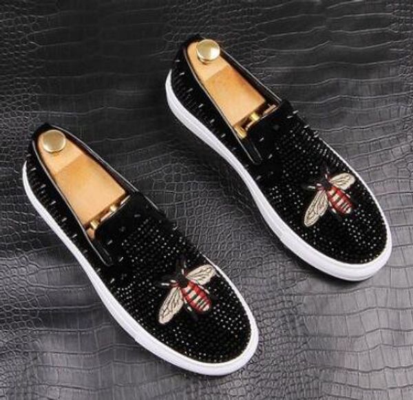 

new 2020 britain luxury designer men rhinestone rivets embroidered platform shoes man low-loafers thick bottom sneakers 1221, Black