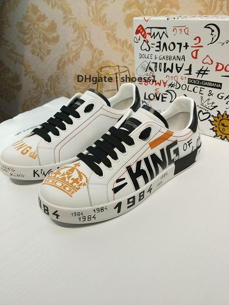 

2021-2020k luxury men 's and women 's graffiti hand -painted lace -up casual sneakers ,fashionable wild high -end couple banquet, Black