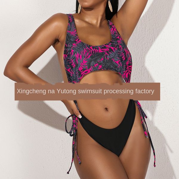 

2020 new bikini swimsuit printed stitching one-piece strap high fork bikini swimsuit, White;black